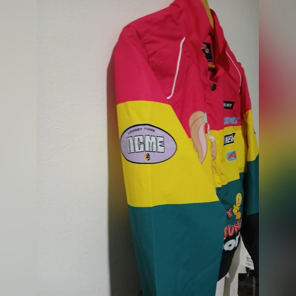 Members Only × Looney Tunes Lola Bunny & Bugs Bunny Windbreaker Juniors Size: L - Picture 7 of 9